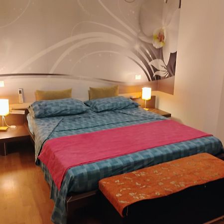 "Orchidea" Camera Privata Nell'Appartamento Condiviso Cagliari Exterior photo